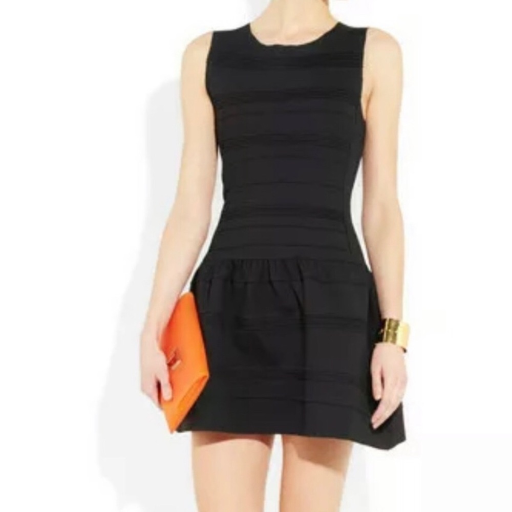 Maje Sleeveless Figure Hugging Black Dress